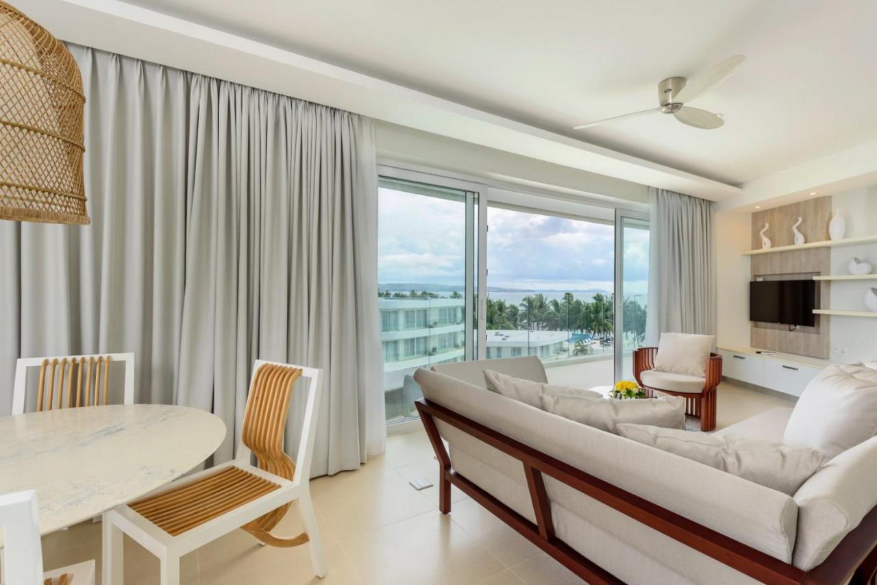Aqua Boracay Hotel Balabag  Bagian luar foto Living room